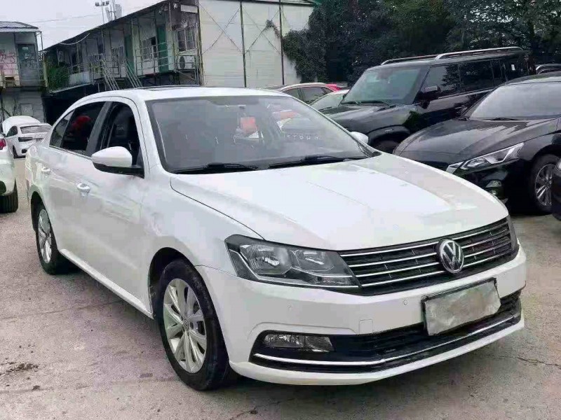 衡阳17年大众朗逸3