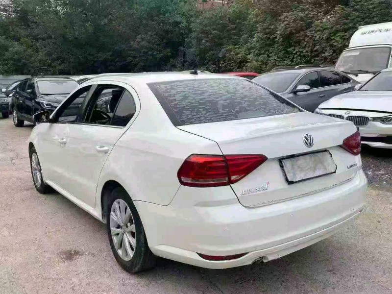 衡阳17年大众朗逸7