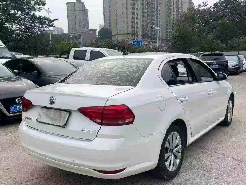 衡阳17年大众朗逸8