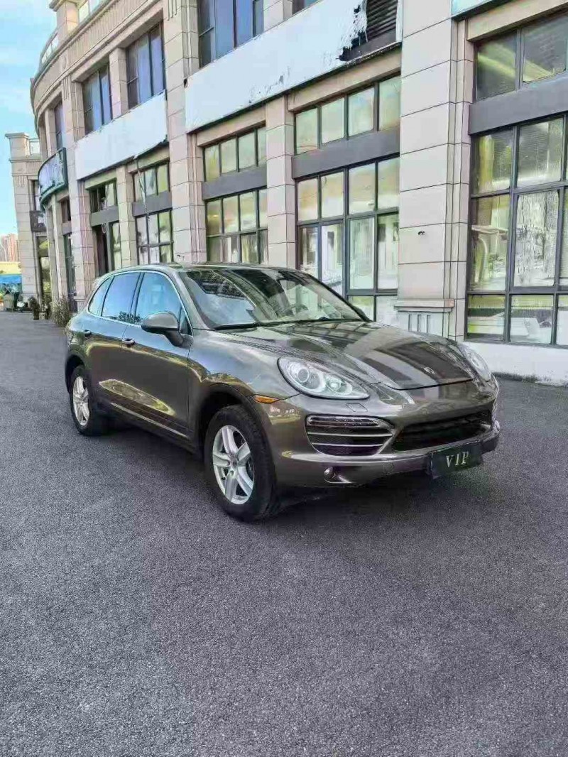 三明15年保时捷卡宴2