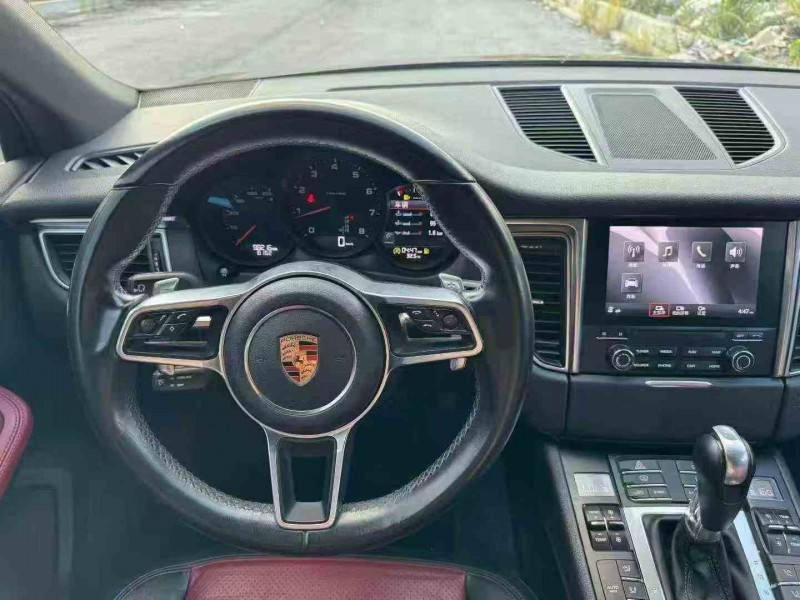 北海17年保时捷Macan6