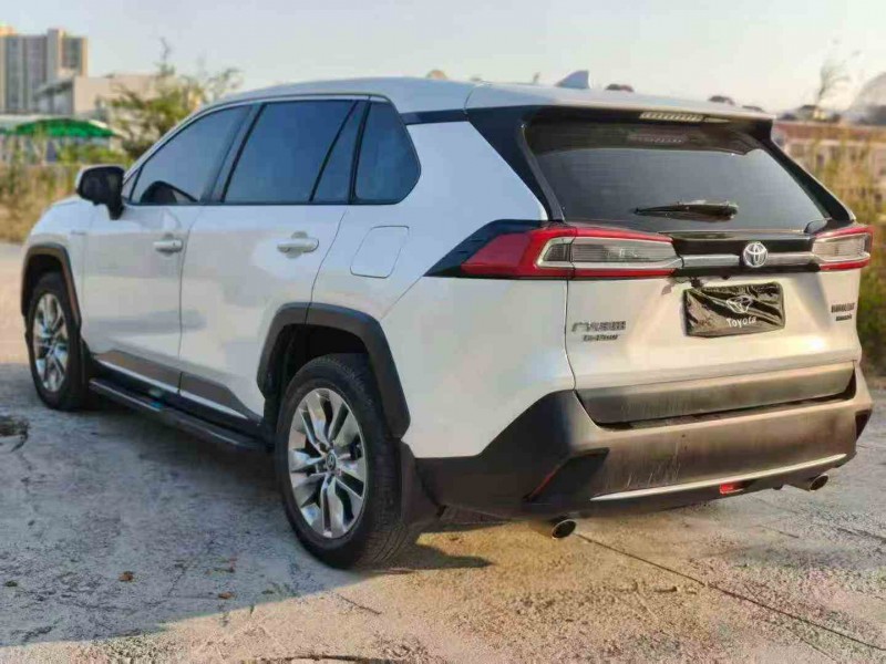 三明21年丰田威兰达8