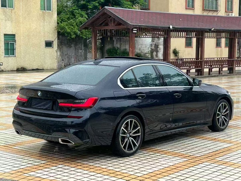 汕头20年宝马3系8