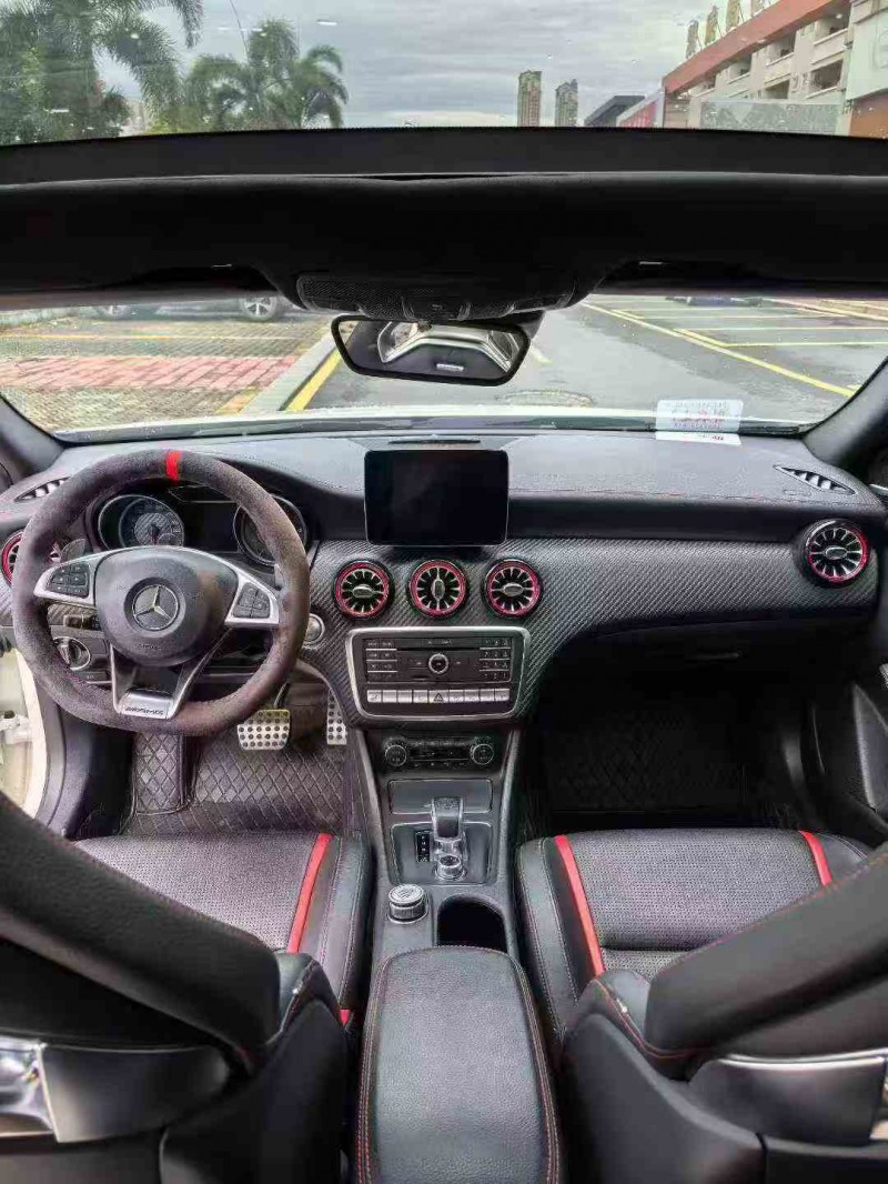 三明18年奔驰AMG4