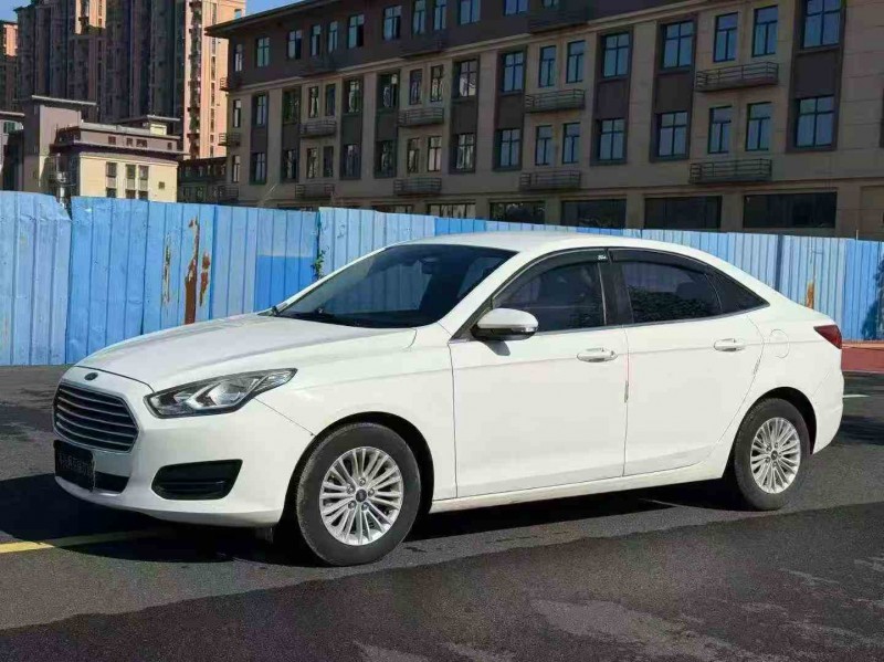 三明18年福特福克斯3