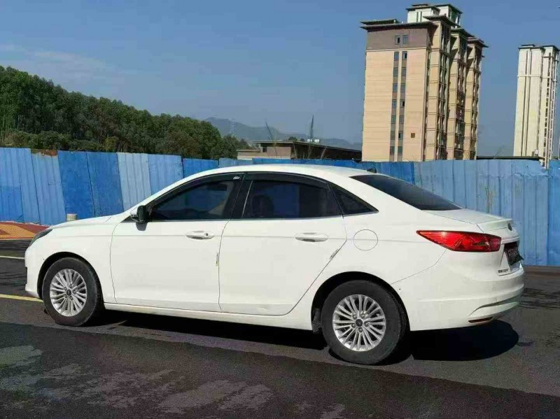 三明18年福特福克斯8