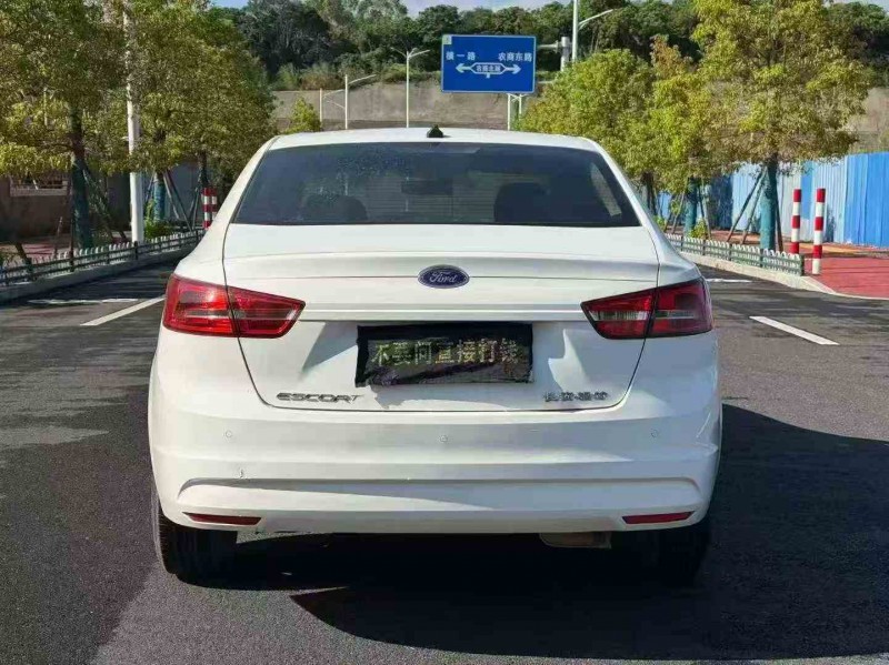 三明18年福特福克斯9