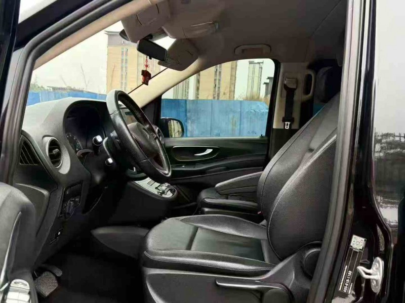 莆田20年奔驰威霆4