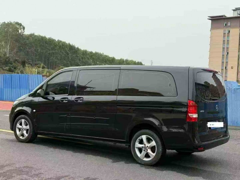 莆田20年奔驰威霆8