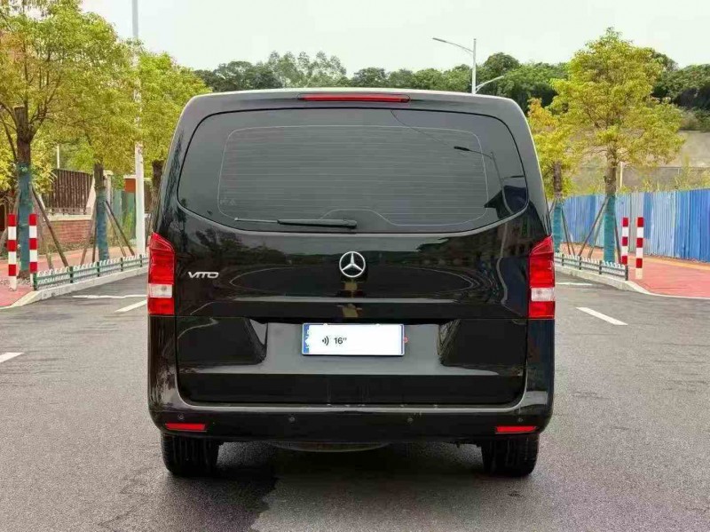 莆田20年奔驰威霆9