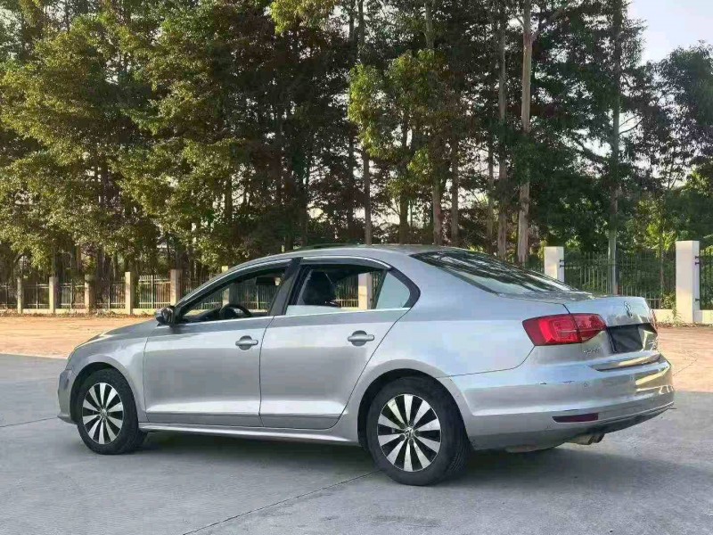 三明17年大众速腾8