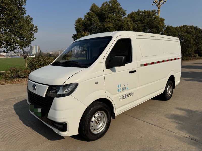 盐城23年万象汽车T012