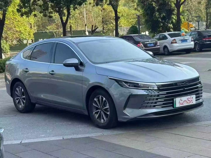 佛山24年比亚迪驱逐舰3