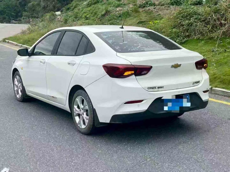 三明21年雪佛兰科沃兹7