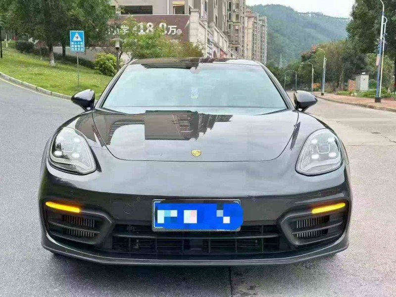 漳州22年保时捷帕拉梅拉1