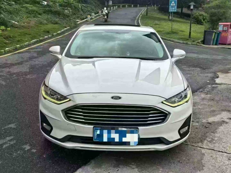 莆田20年福特蒙迪欧1