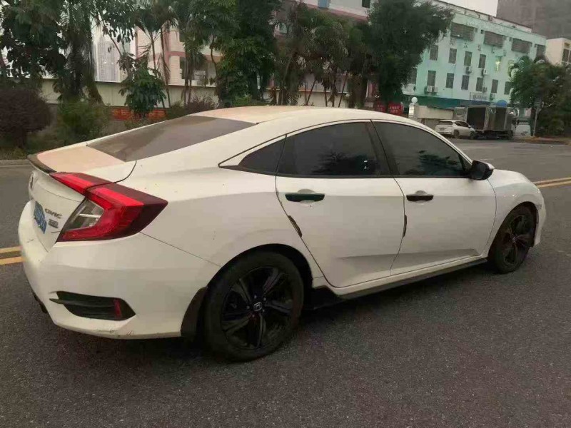 钦州20年本田思域8