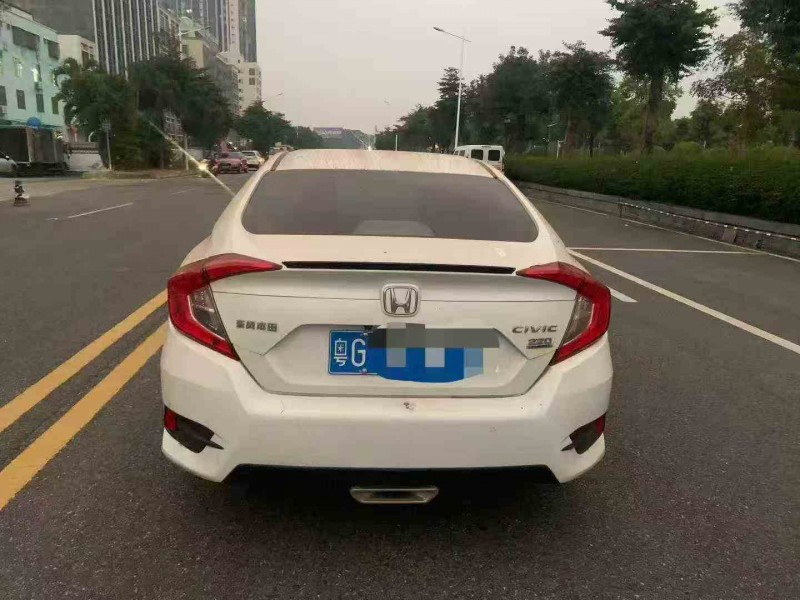 钦州20年本田思域9