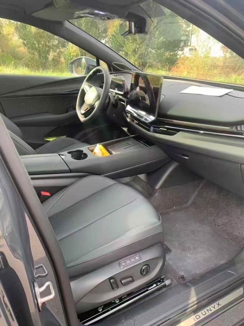 邯郸25年大众与众8