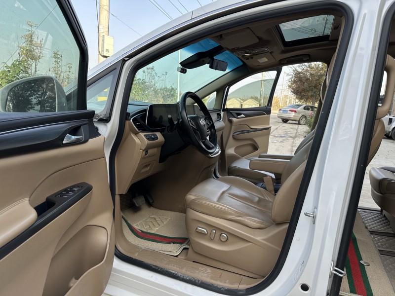 徐州21年别克GL85