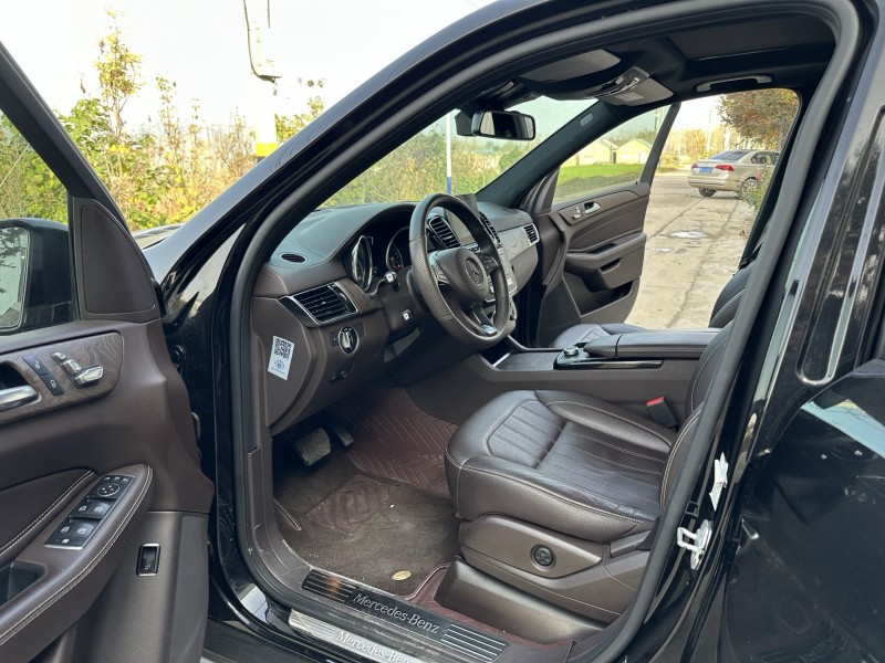 徐州17年奔驰GLE5