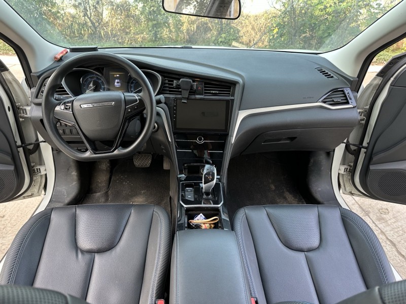 徐州22年启辰D607