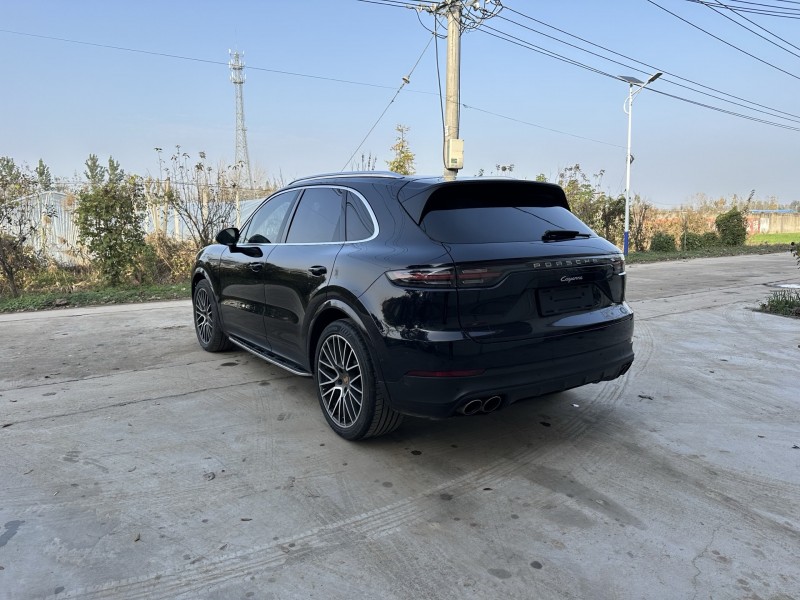 徐州18年保时捷卡宴3