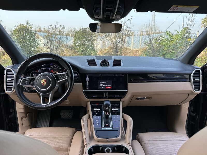 徐州18年保时捷卡宴7