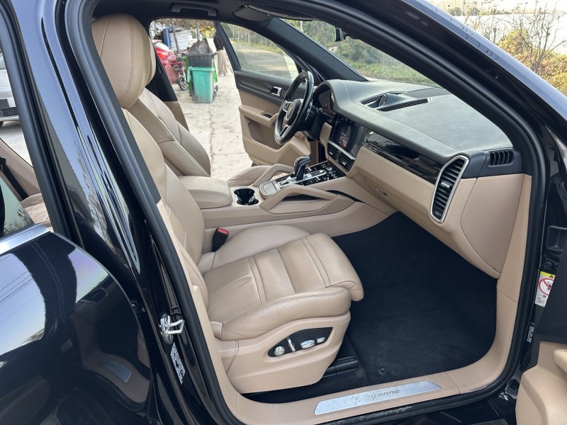 徐州18年保时捷卡宴8