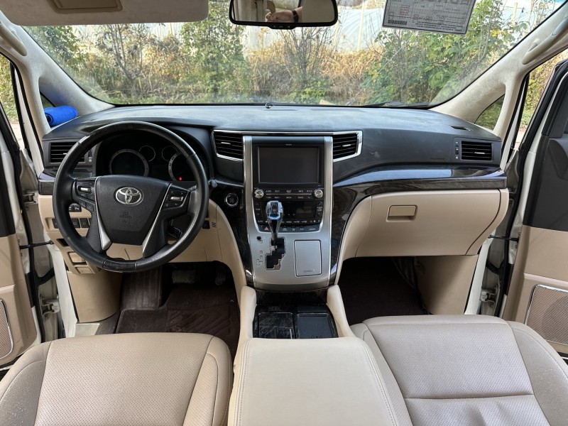 徐州13年丰田埃尔法7