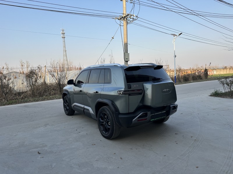 徐州25年比亚迪方程豹3