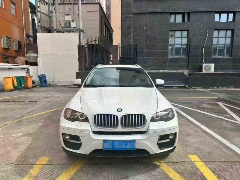 三明14年宝马X61