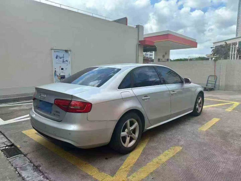 南平15年奥迪A4L7