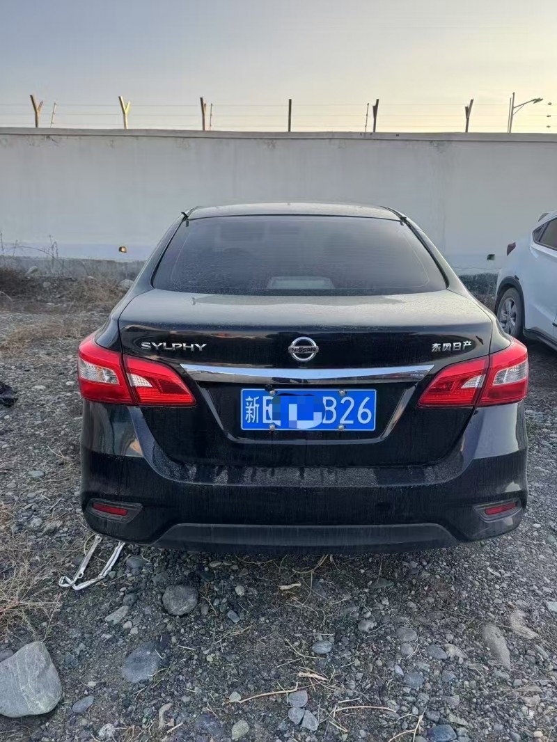 乌鲁木齐21年日产轩逸9