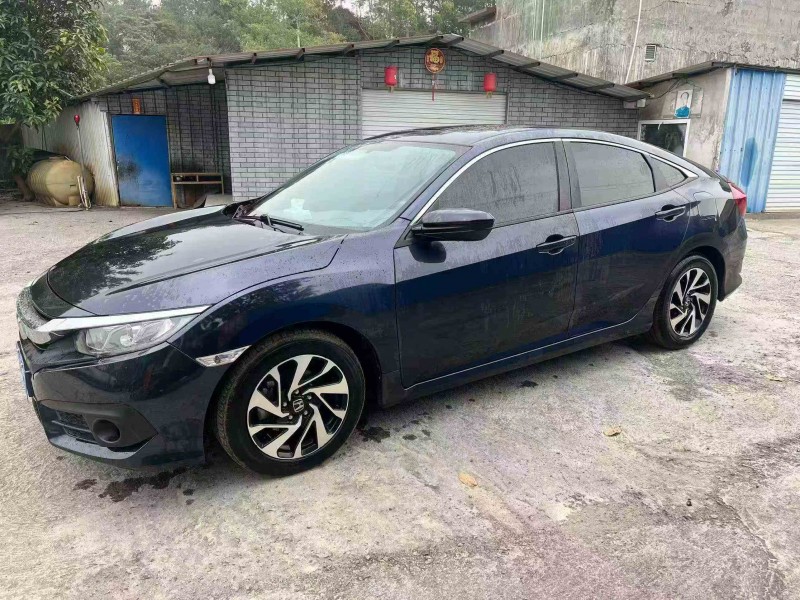 防城港18年本田思域2