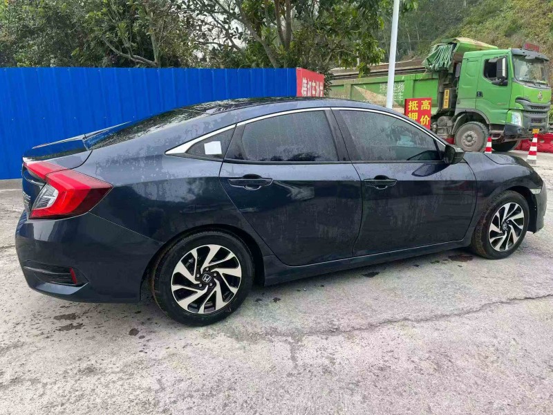 防城港18年本田思域8