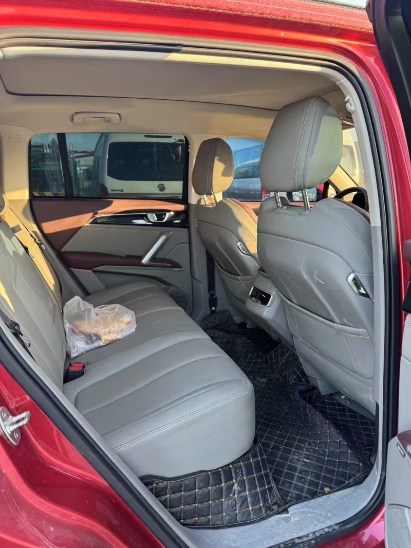 乌鲁木齐19年宝骏RS52