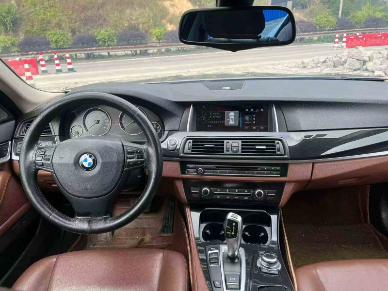 钦州15年宝马5系6