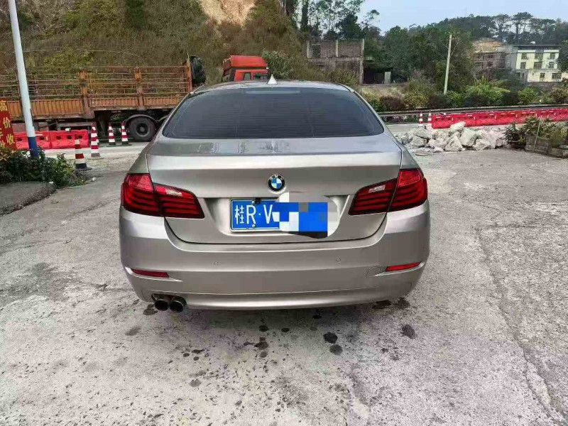 钦州15年宝马5系9