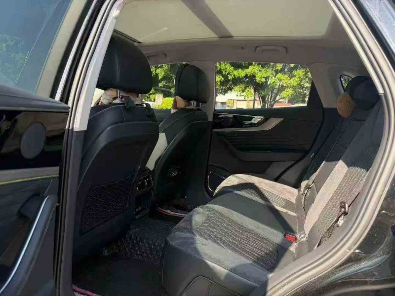 莆田22年红旗HS54