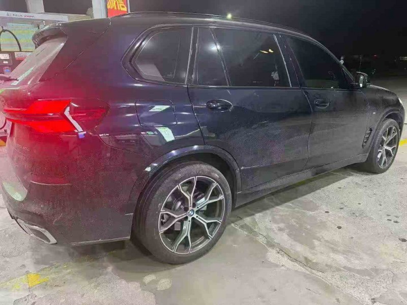 九江24年宝马X57