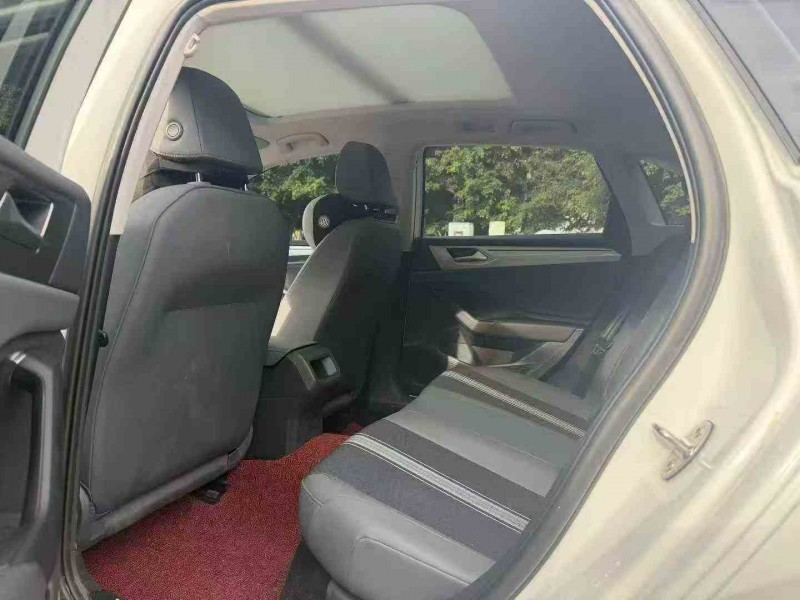 泉州25年大众速腾5