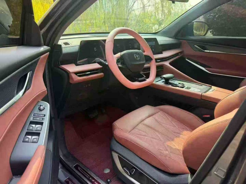 吉安24年长安汽车CS756