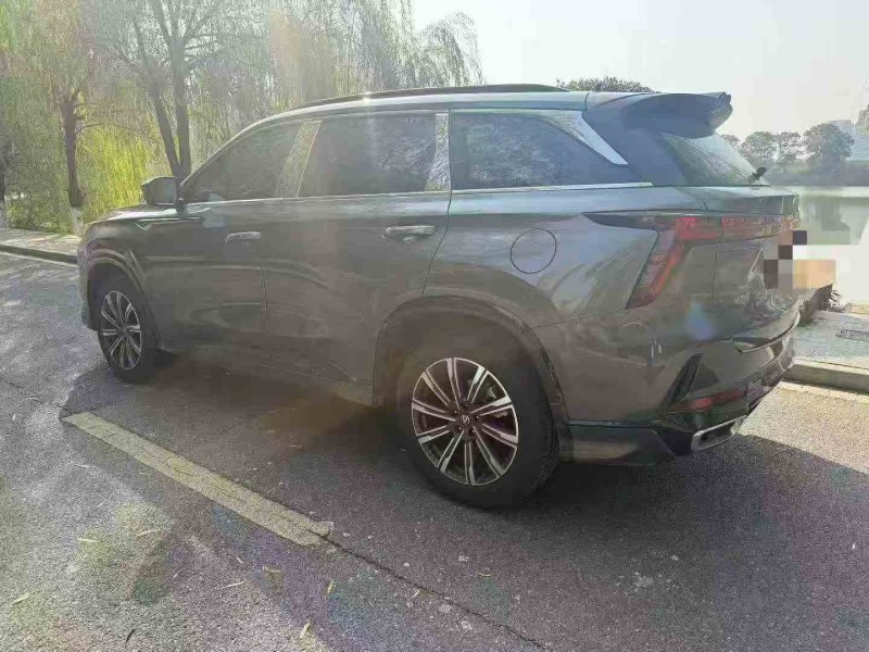 吉安24年长安汽车CS757