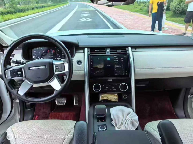 济宁21年路虎发现5