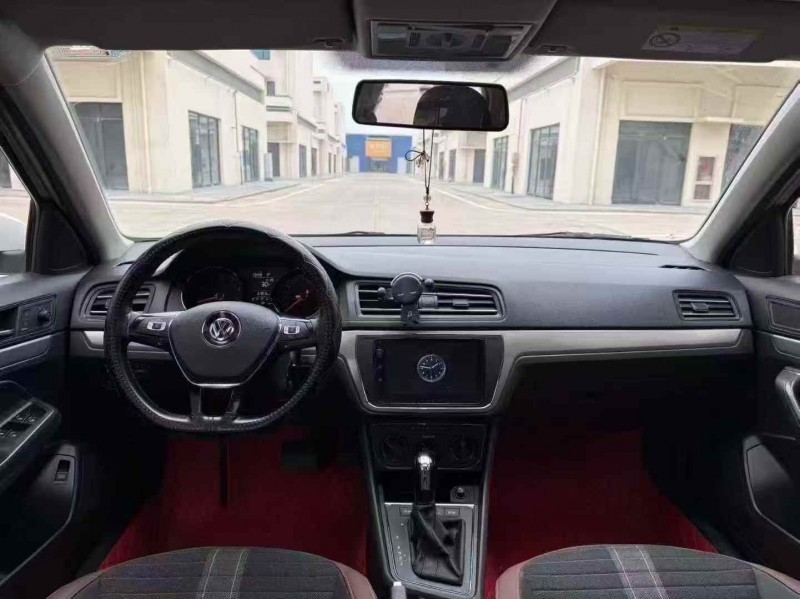 潍坊23年大众朗逸5