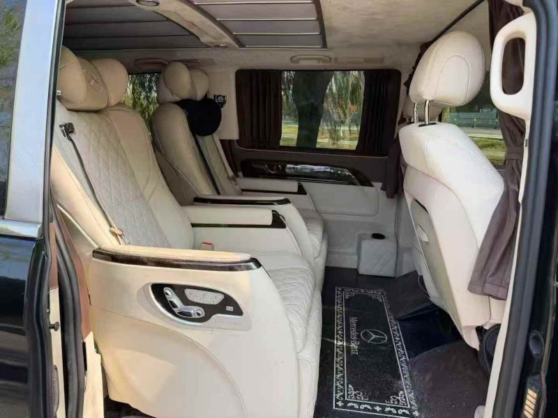 九江20年奔驰威霆5