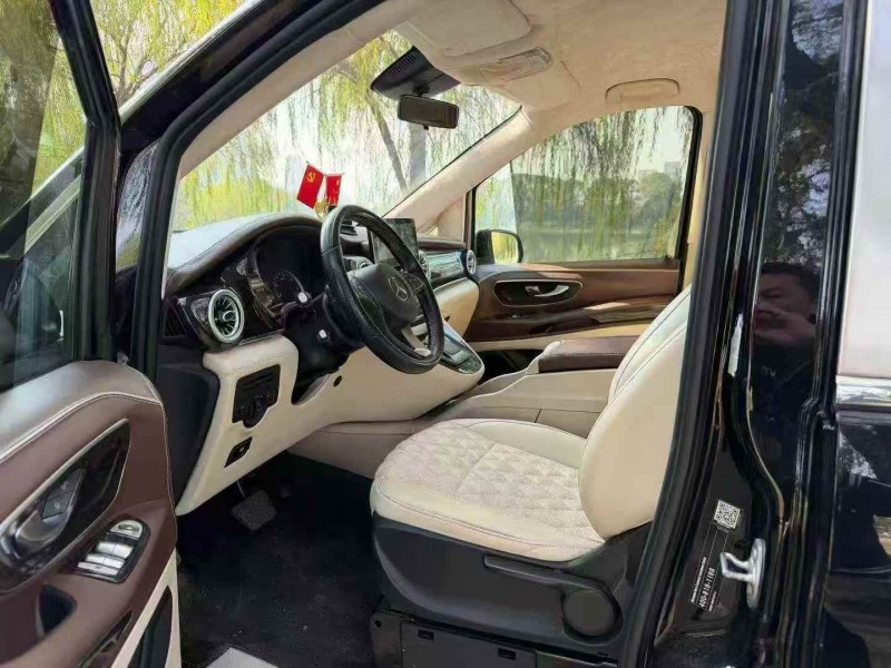 九江20年奔驰威霆6