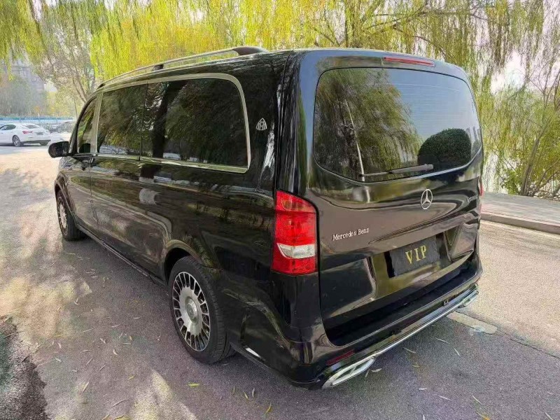 九江20年奔驰威霆7