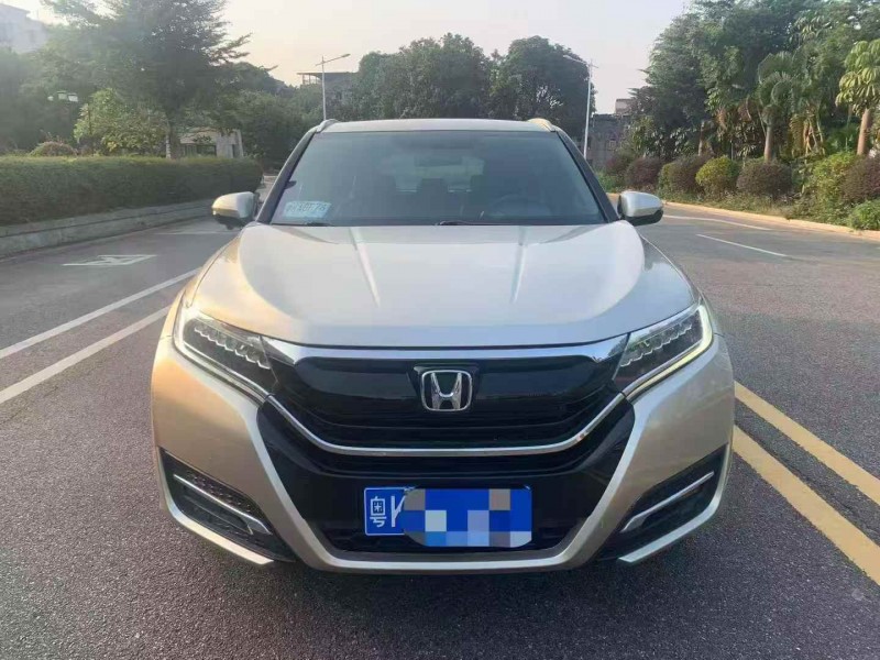 汕头17年本田URV1